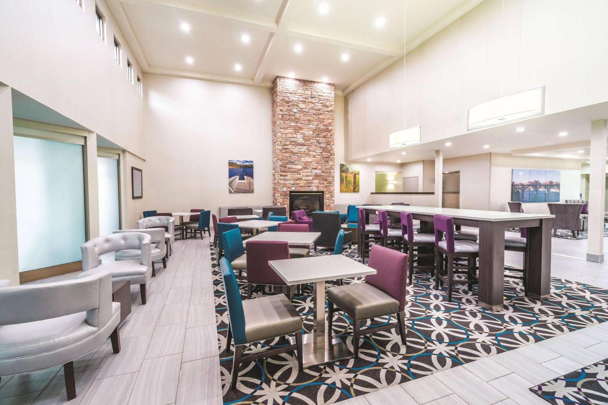 Hotel La Quinta By Wyndham Loudon Extérieur photo
