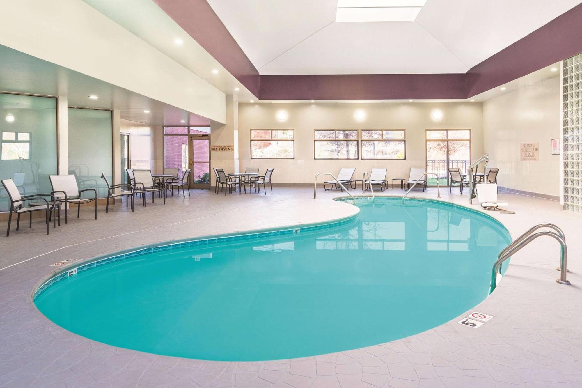 Hotel La Quinta By Wyndham Loudon Extérieur photo
